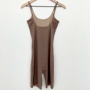 Spanx Shapewear Bodysuit Reversible Size L